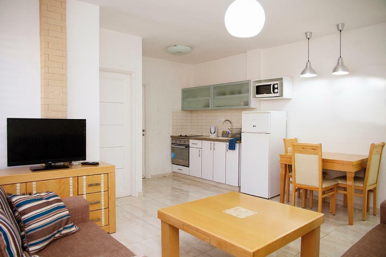 Apartments4You Dinara Bat Jam Zewnętrze zdjęcie